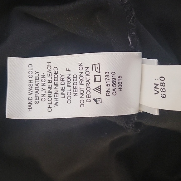 Maurices Women's Laced 2 Piece Mini Skirt and Top Set Size 9/10 Black - Picture 9 of 9